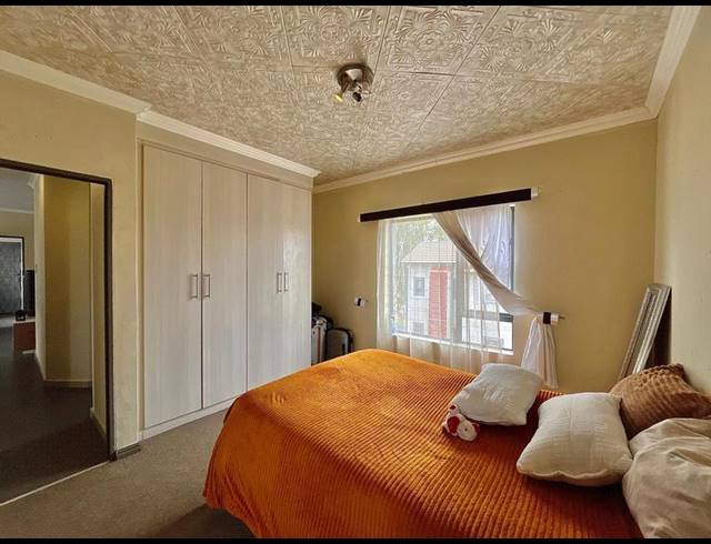 2 BEDROOM PROPERTY TO RENT IN HONEYDEW